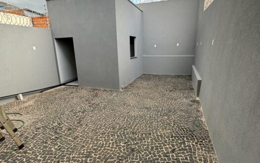 Sobrado à venda Res. Dona Luzia