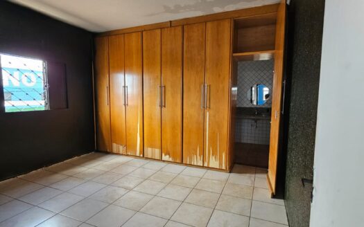 Sobrado Comercial à venda em Rio Verde