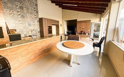 ALUGO SOBRADO NO RES INTERLAGOS