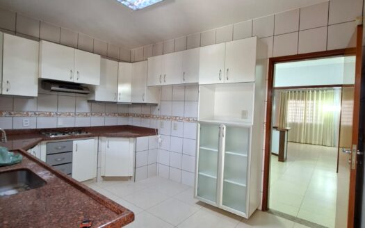 ALUGO SOBRADO ALTO PADRÃO PROX SHOPPING BURITI