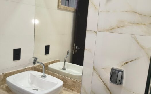 CASA À VENDA RECANTO DOS IPES