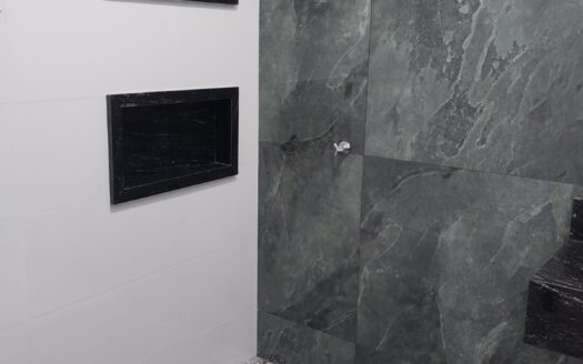 CASA À VENDA JD DOS IPES