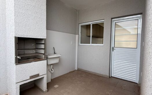 ALUGO CASA COND MANDACARU