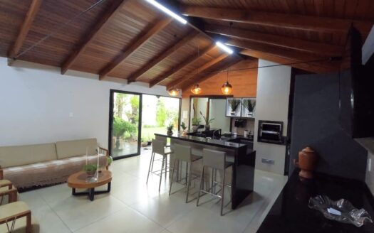 CASA À VENDA SANTO AGOSTINHO