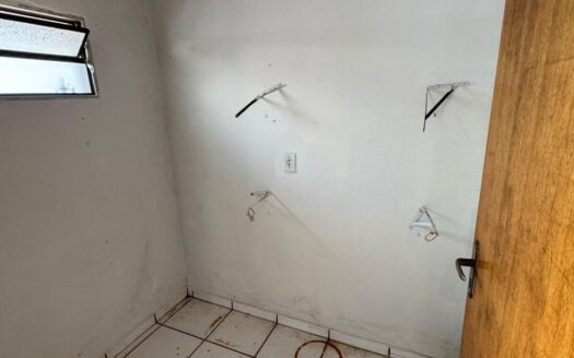 ALUGO CASA NO JD GOIAS