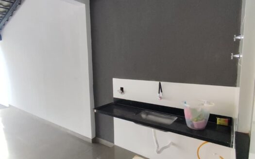 ALUGO CASA NO GAMELEIRA