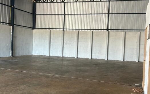 ALUGO GALPÃO NO ALPES VERDES