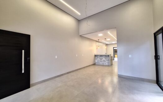 CASA À VENDA NO JD PRESIDENTE