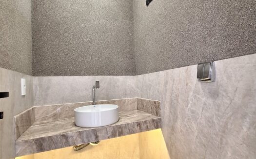 CASA À VENDA NO JD PRESIDENTE