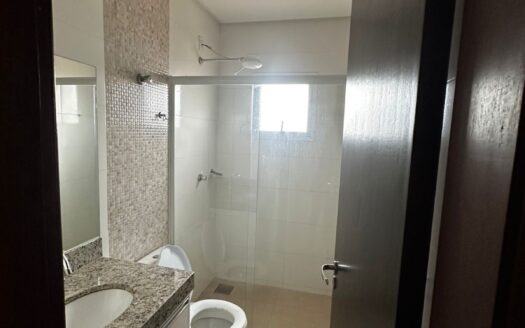 ALUGO APARTAMENTO PROXIMO À UNIRV 3 QUARTOS