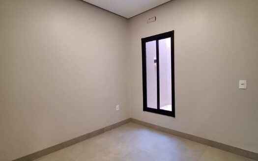 CASA À VENDA NO JD PRESIDENTE