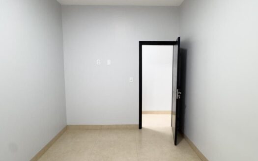 CASA À VENDA NO RESERVA DO PARQUE