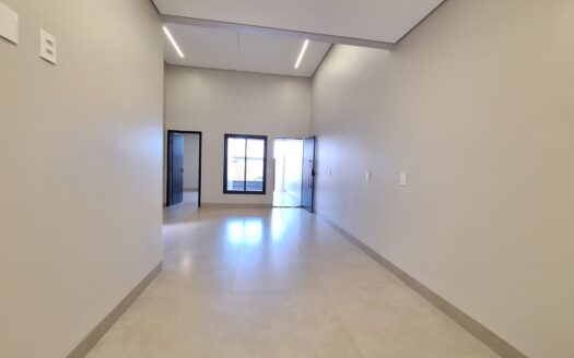 CASA À VENDA NO JD PRESIDENTE