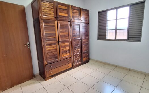 ALUGO CASA NA MORADA DO SOL