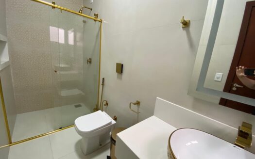 ALUGO CASA ALTO PADRAO EM CONDOMINIO FECHADO EM RIO VERDE