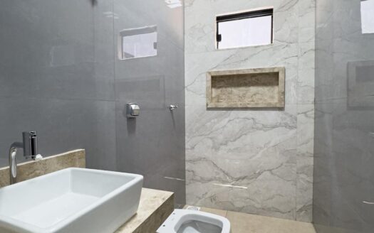 CASA À VENDA NO RESERVA DO PARQUE