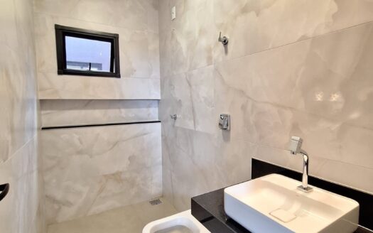 CASA À VENDA NO JD PRESIDENTE