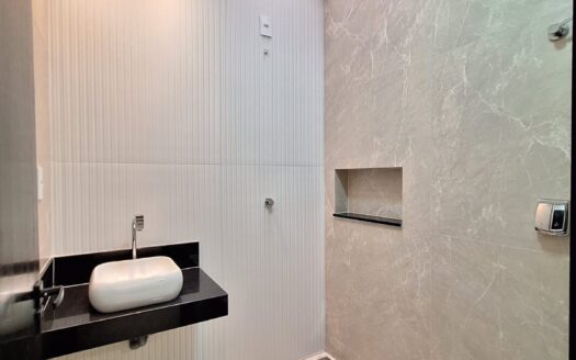 CASA À VENDA NO JD PRESIDENTE