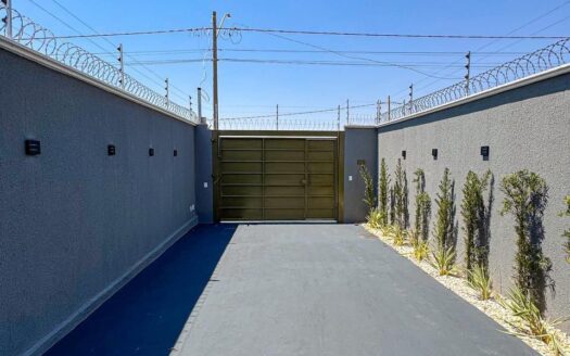 CASA À VENDA NO RESERVA DO PARQUE