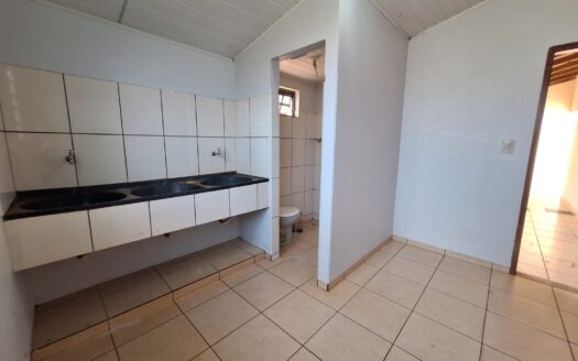 ALUGO CASA NA MORADA DO SOL