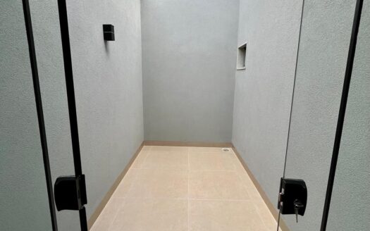 CASA À VENDA NO CANAA