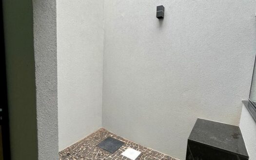 CASA À VENDA NO CANAA