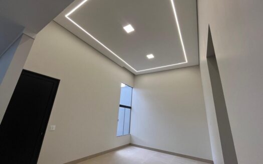 CASA À VENDA NO CANAA