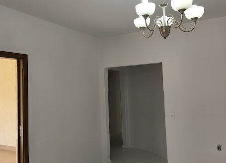 Alugo casa na Vila Rocha