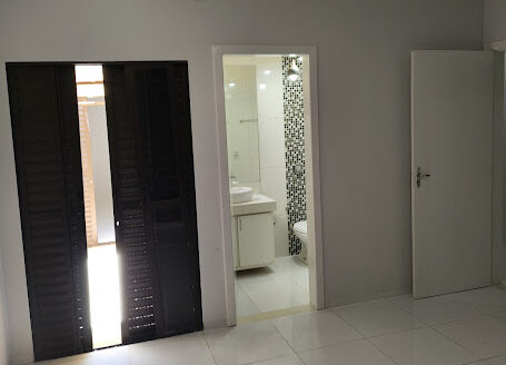 Alugo casa na Vila Rocha