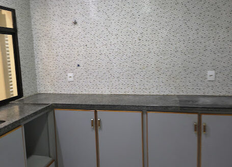 Alugo casa na Vila Rocha