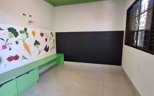 Alugo imóvel comercial na Avenida no Parque dos Buritis